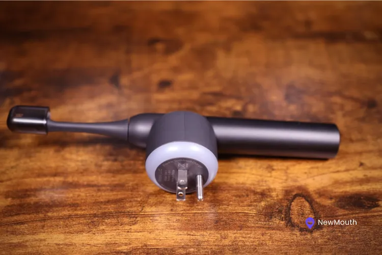 Mode Toothbrush product battery shot