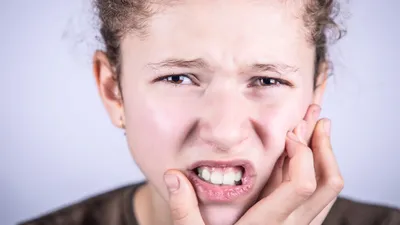 The 7 Symptoms of a Cavity